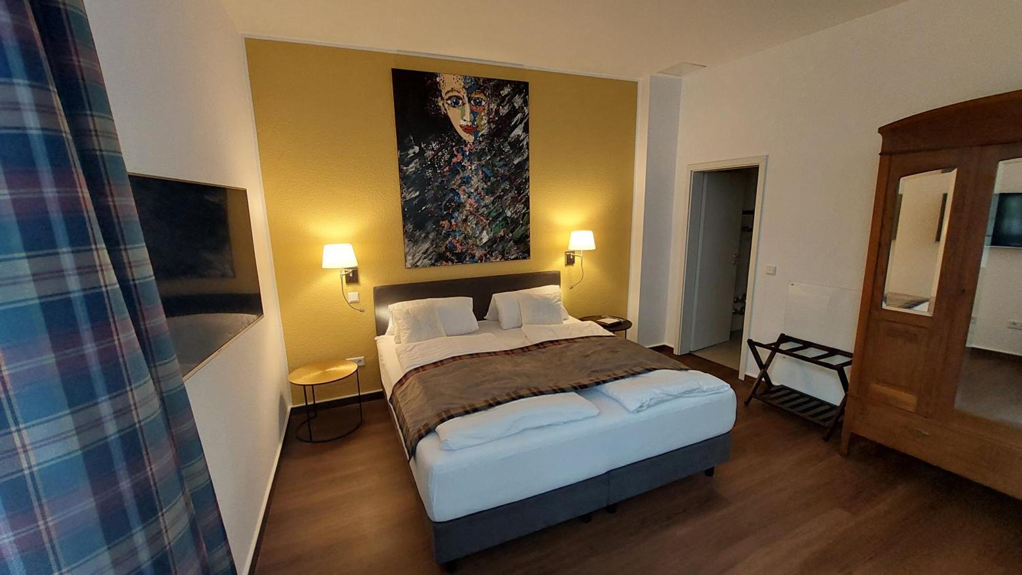 באד זאלצפלן Hotel & Cafe Kleinergruenauer מראה חיצוני תמונה