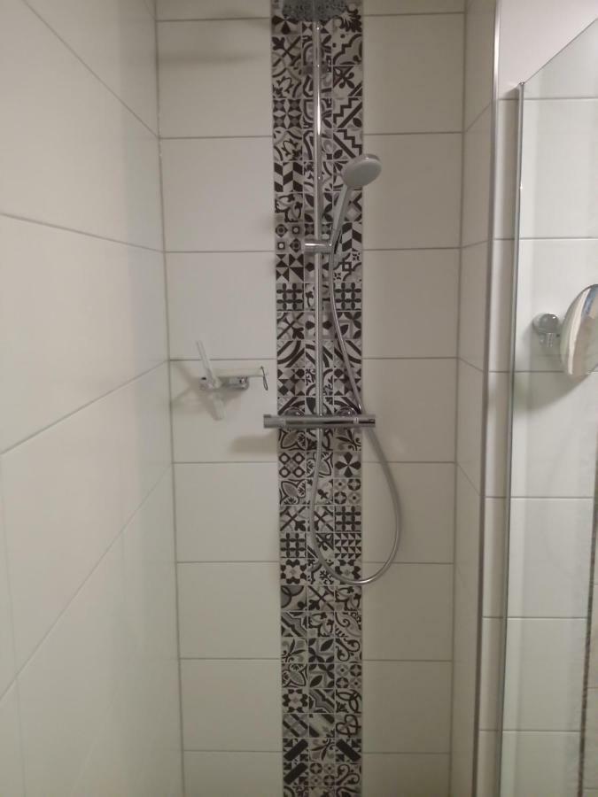 באד זאלצפלן Hotel & Cafe Kleinergruenauer מראה חיצוני תמונה